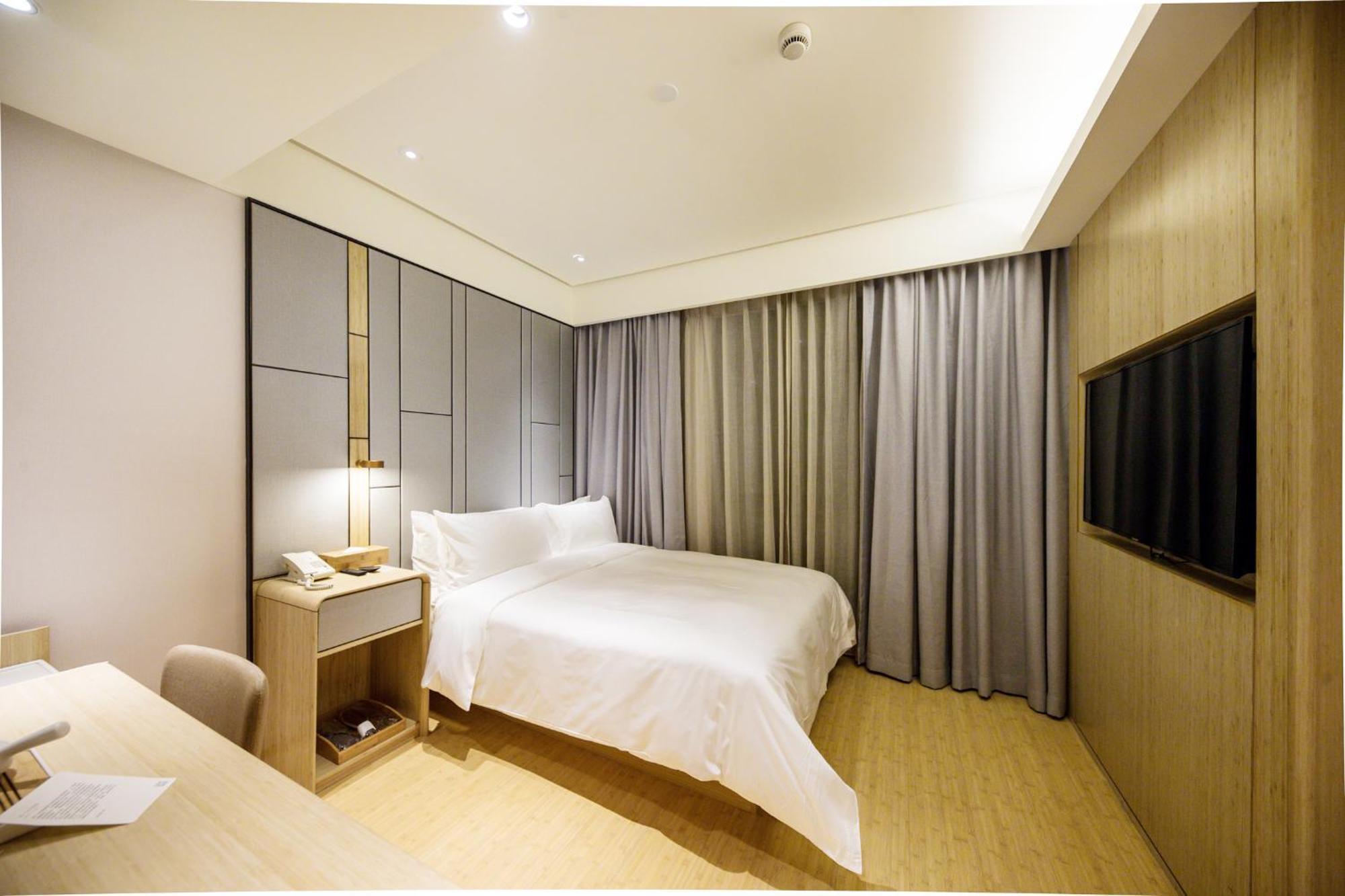 Ji Hotel Shanghai The Bund Jinling East Road Экстерьер фото
